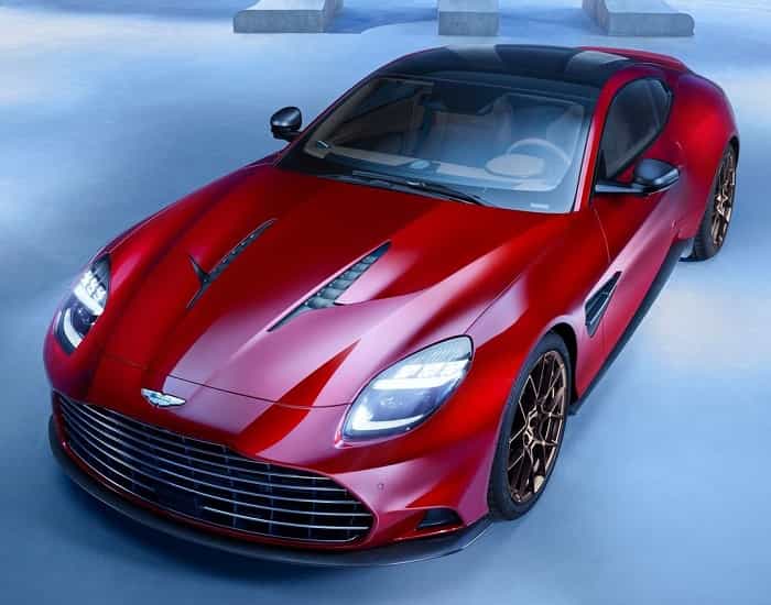 Aston Martin 3