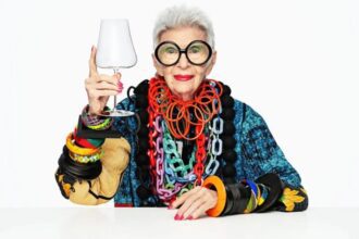 Iris Apfel Aukcja Pamiątek