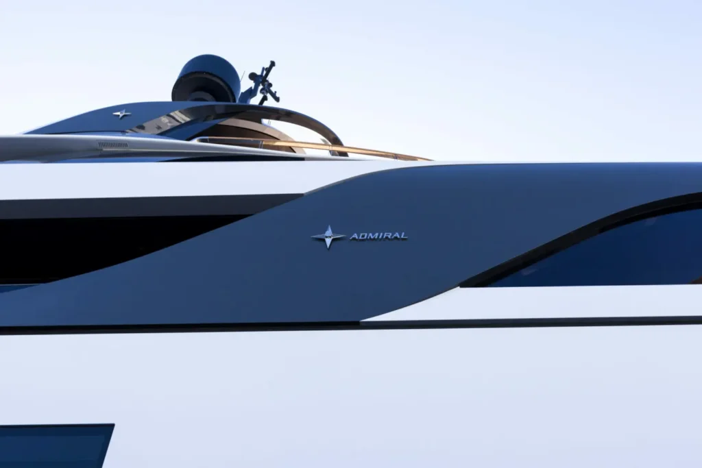 Jacht Armani Admiral