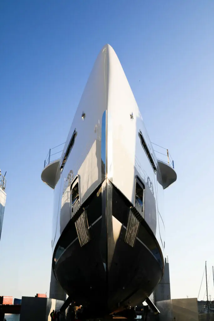 Jacht Armani Admiral1