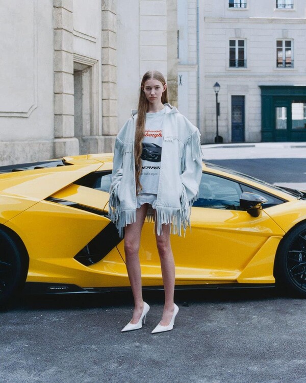 Kampania Balenciaga Lamborghini3