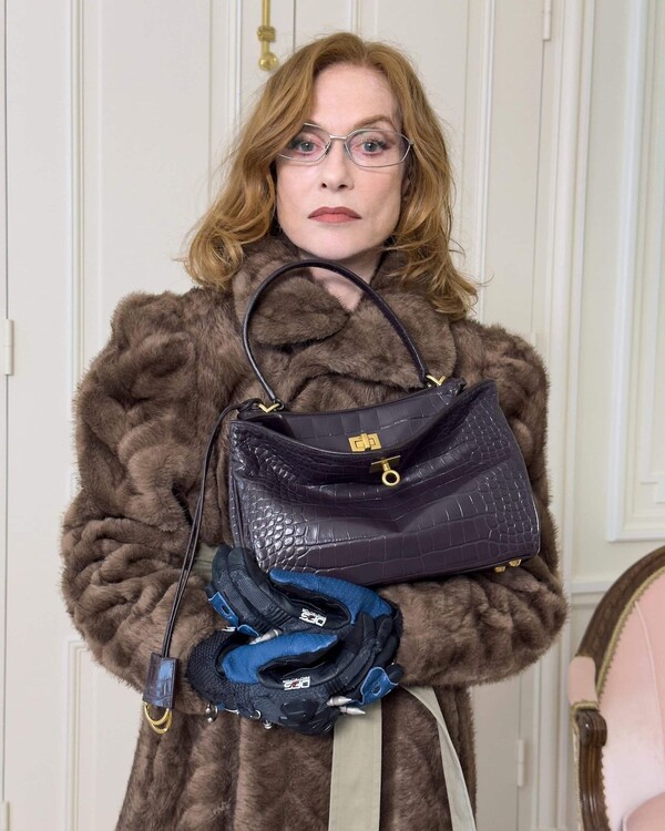 Kampania Balenciaga Z Claudią Schiffer11