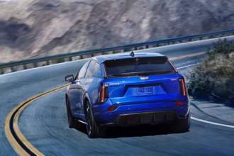 Cadillac Optiq V 2026 Elektryczny Luksus Z 519 Km Pod Maska