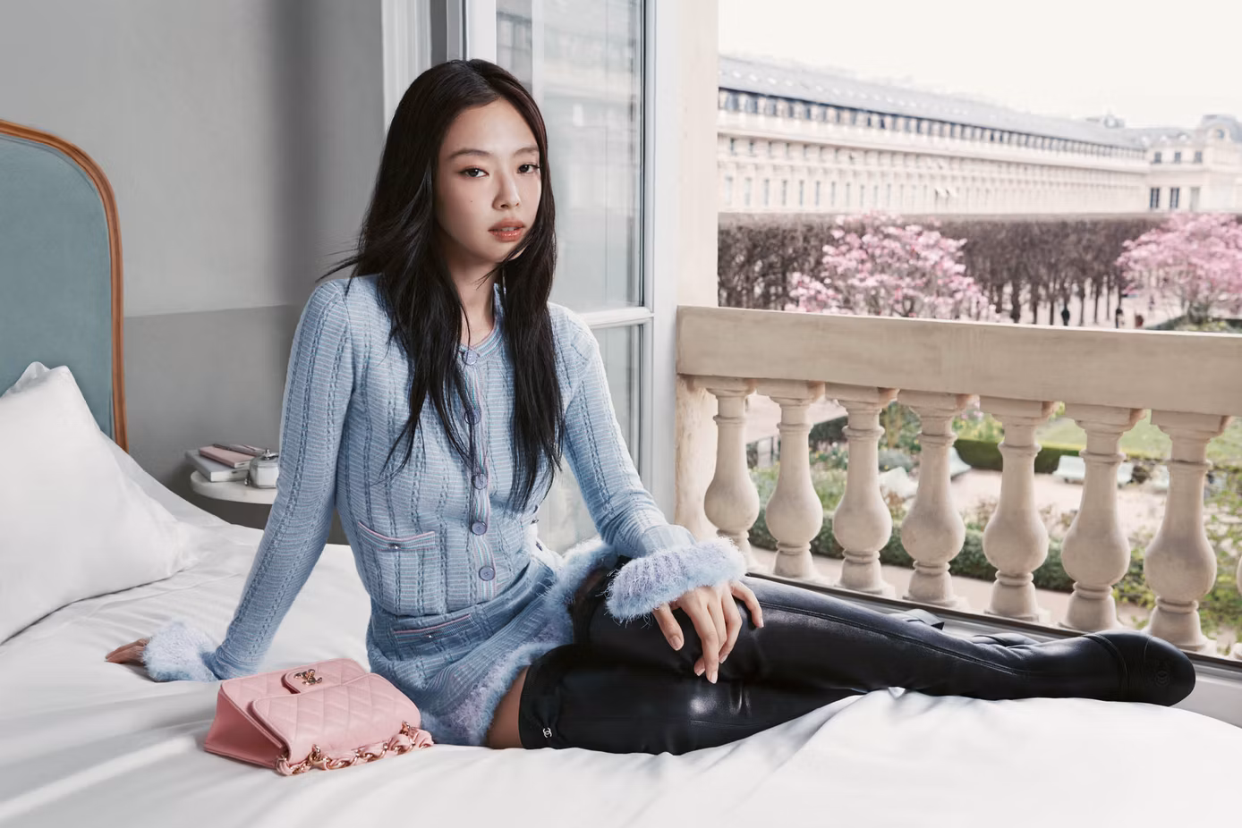 Luksusowe Domy Mody Uruchamiaja Kampanie Zimowe