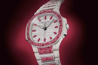 Patek Philippe Nautilushaute Joaillerie Diamentowa Ikona