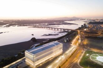 Pritzker 2026 Nagroda Dla Architekta, Który Buduje Wrażliwość3