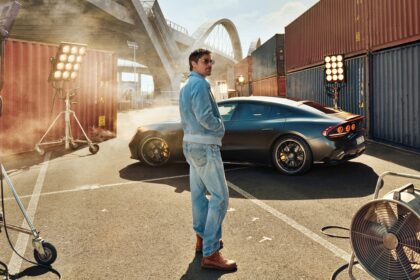 Brad Pitt I Mercedes Amg
